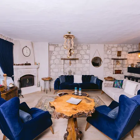 Begonvil By Aliki 2* אלאקאטי