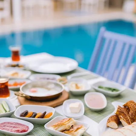 מלון Begonvil By Aliki 2*